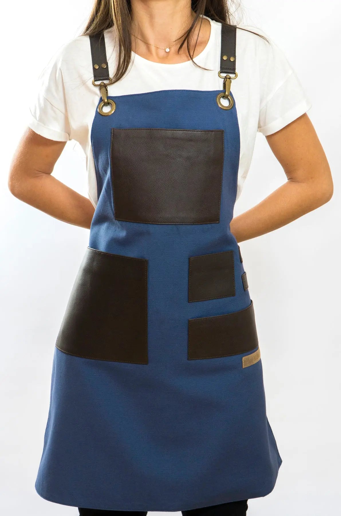 01 Leonardo Navy Apron - Monapron